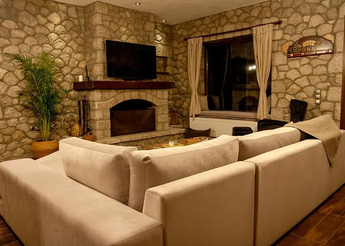 Ps House - Ps Πολύδροσος